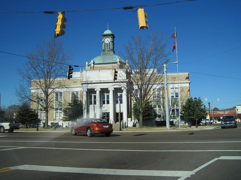 Fayette County Tennessee courthouse and town square