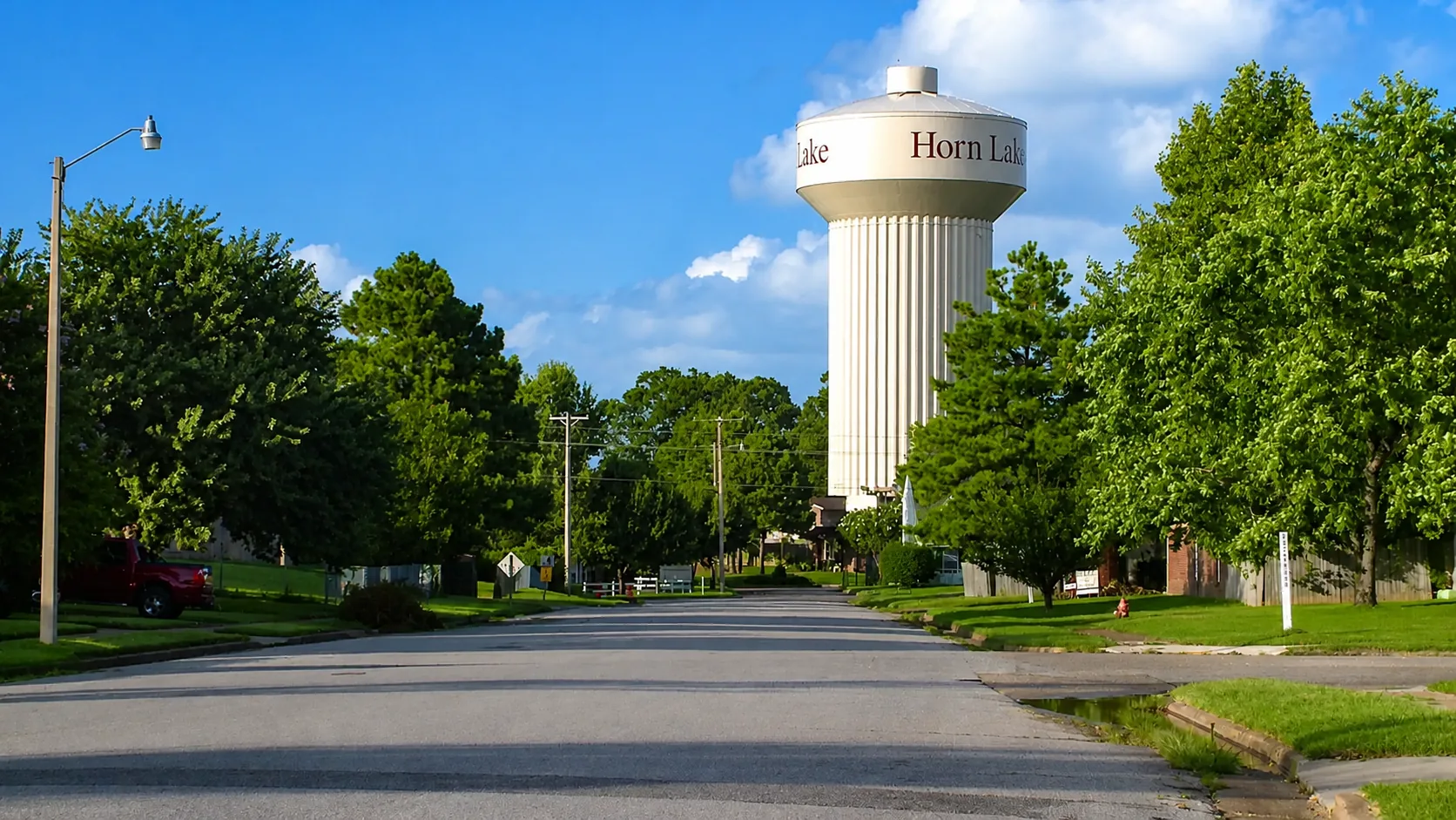 Horn Lake Mississippi community water tower