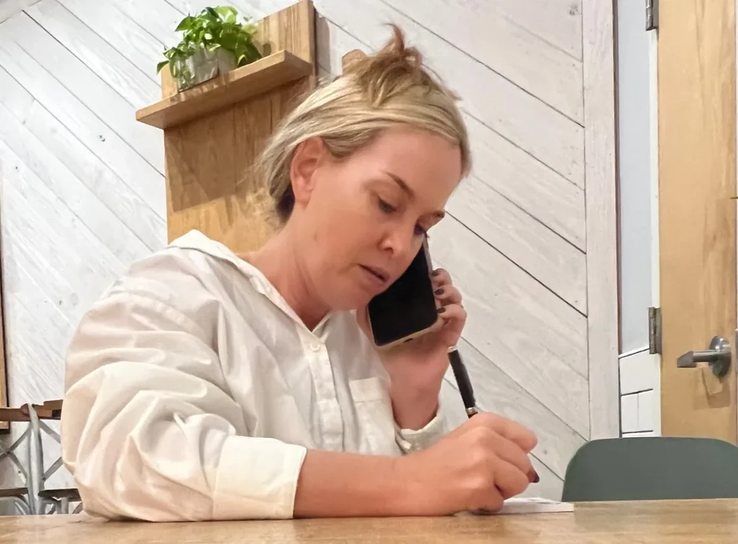 Jessica Brown helping a real estate client